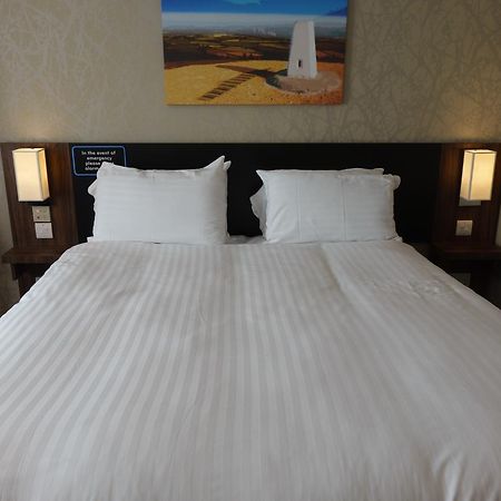 Fallow Field, Telford By Marston'S Inns ภายนอก รูปภาพ
