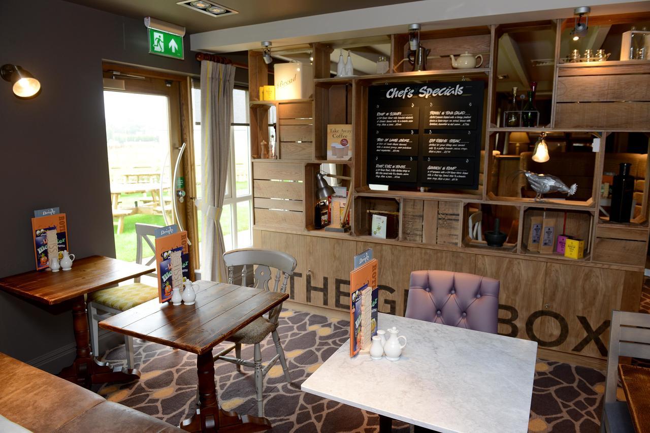 Fallow Field, Telford By Marston'S Inns ภายนอก รูปภาพ
