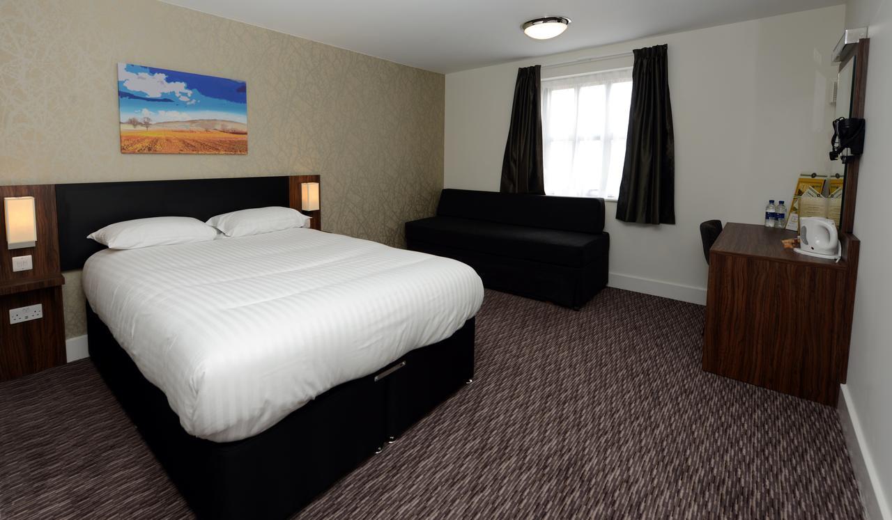 Fallow Field, Telford By Marston'S Inns ภายนอก รูปภาพ
